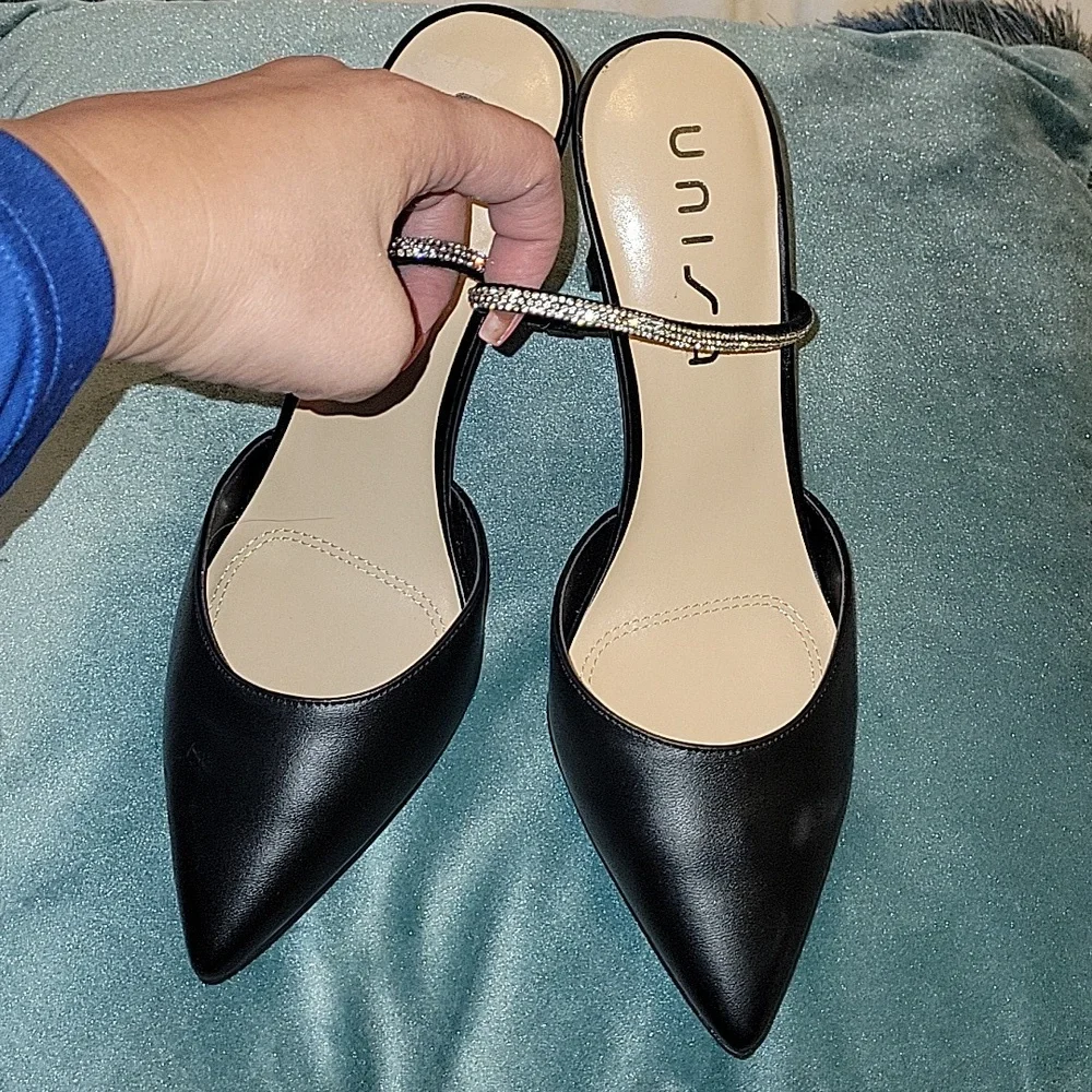 NEW Women's Size 10M beautiful 4  inch heels - Picture 2 of 10